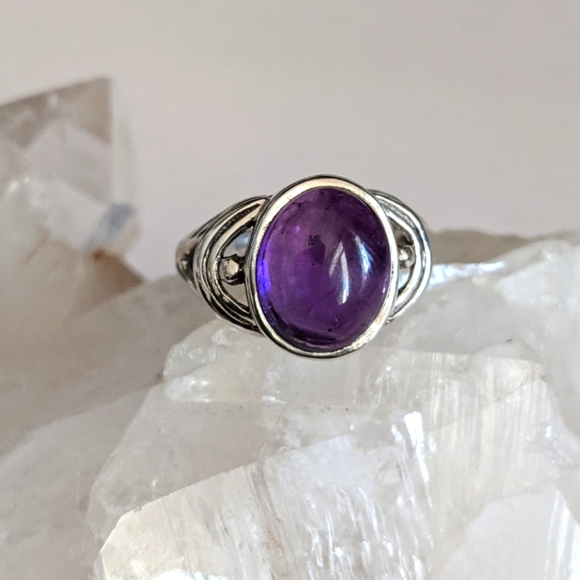 Natural Amethyst, 925 Silver Ring, size 6 - Picture 2 of 10